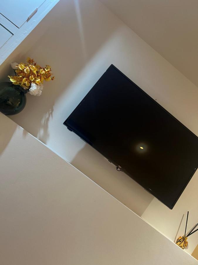 伦敦Large Modern Studio Flat公寓 外观 照片